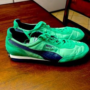 Puma Easy rider shoes
